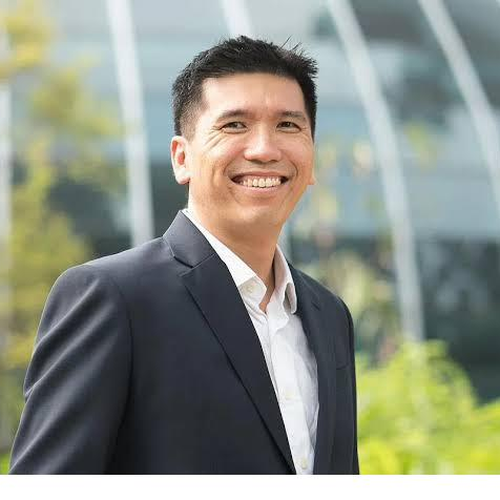 Prof Winston Chow