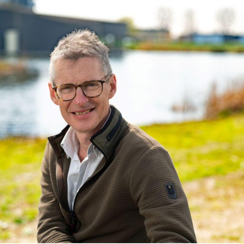 Dr Bart van den Hurk